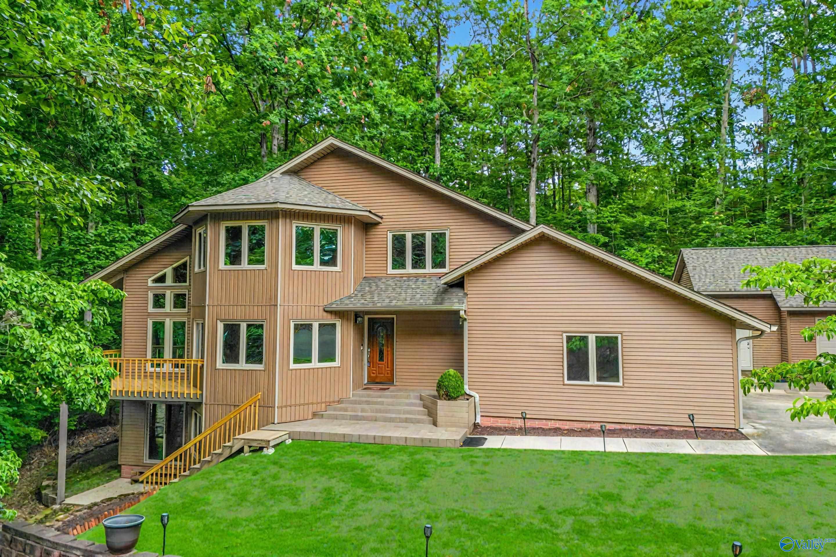 171 Lake Hills Drive, For Sale in Trenton Zoocasa