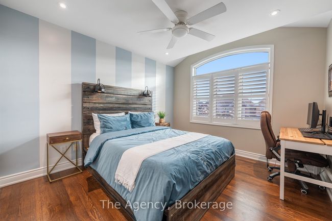 3349 Cline St, House other with 3 bedrooms, 4 bathrooms and 2 parking in Burlington ON | Image 23