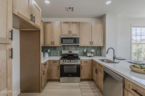 28934 N 124th Ln, Peoria, AZ, 85383-0354 | Card Image