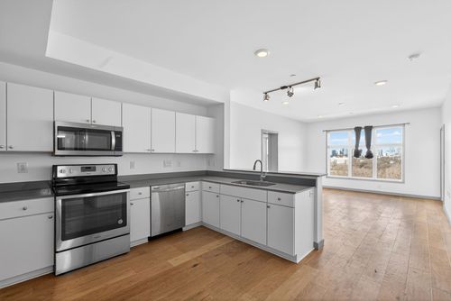 apt-421-400 Herron Dr, Nashville, TN, 37210-4654 | Card Image