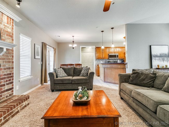 2018 Briarwood St, House other with 3 bedrooms, 2 bathrooms and null parking in Stroud OK | Image 15
