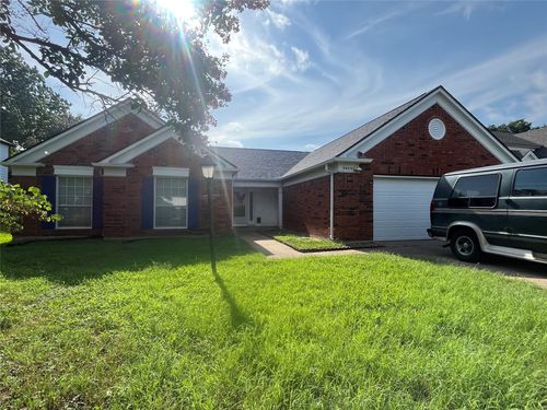 5409 Lookout Trl, Arlington, TX, 76017-1923 | Card Image