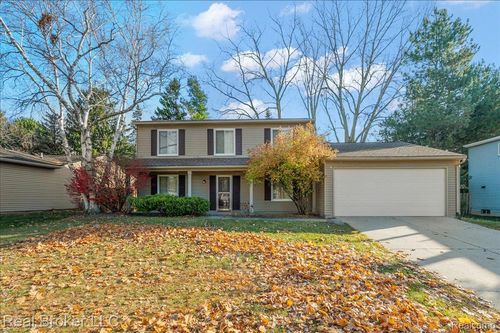 24446 Simmons Dr, Novi, MI, 48374-3064 | Card Image