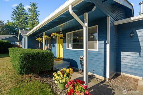 205 Sable Dr, Everson, WA, 98247-9723 | Card Image