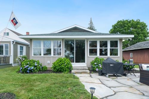 11869 N Forest Dr, Syracuse, IN, 46567-8683 | Card Image