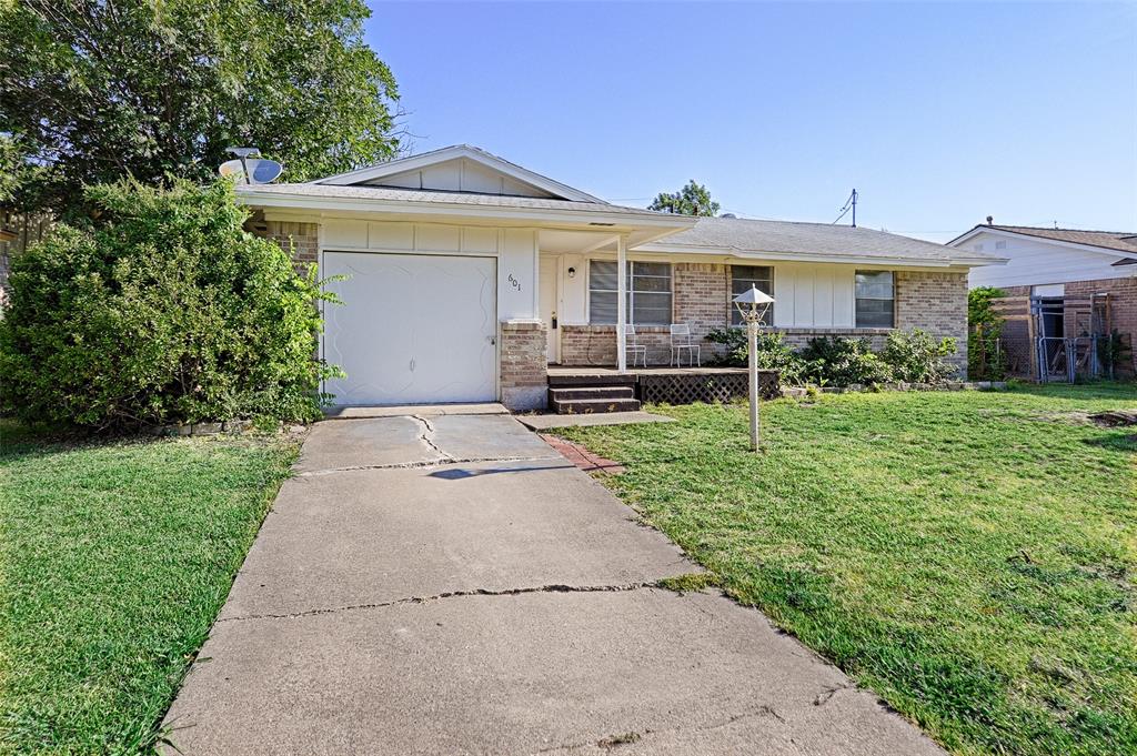 Sunset Dr, Garland, TX 75040