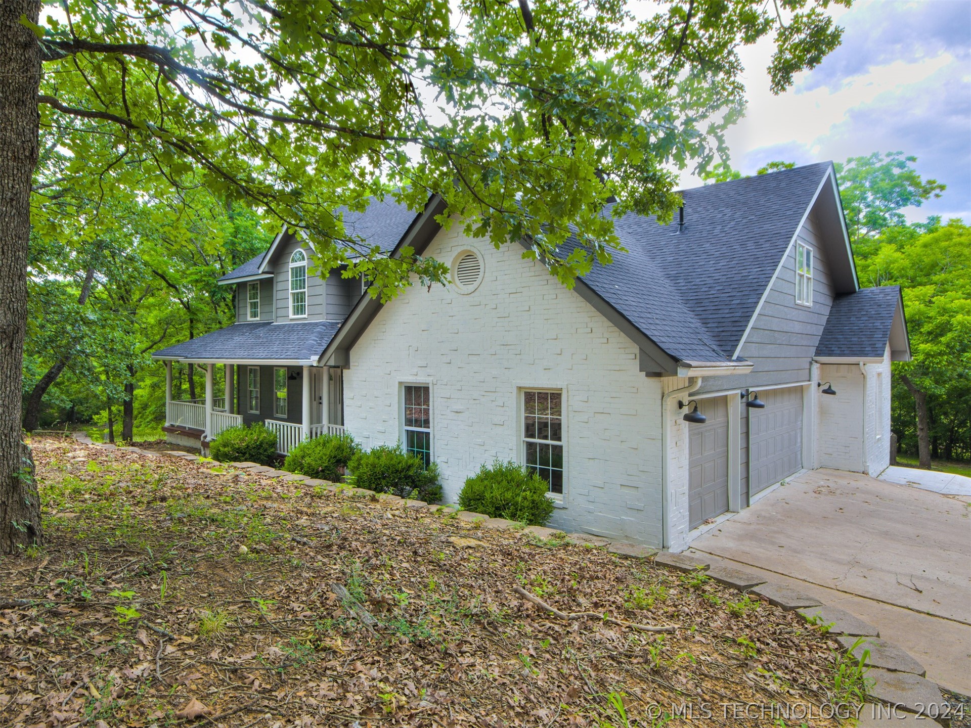 15th Ct, Jenks, OK 74037