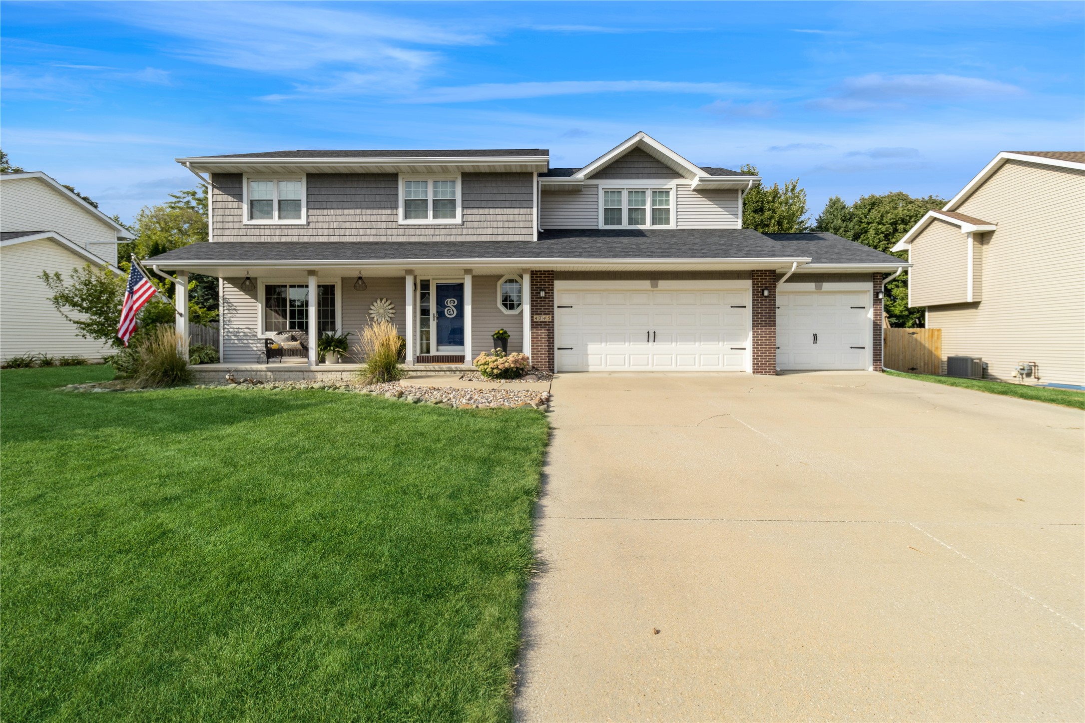 Fieldstone Dr, West Des Moines, IA 50265