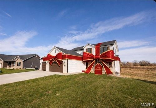 716 Creekwood Court, O'Fallon, IL, 62269 | Card Image