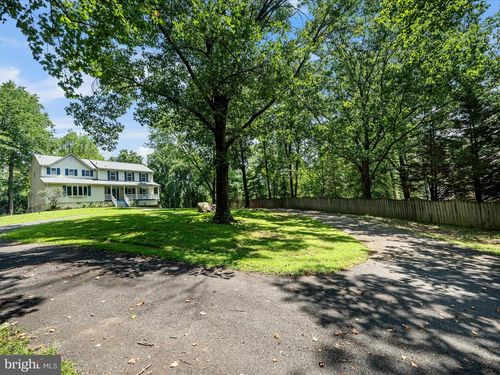 35298 Scotland Heights Rd, ROUND HILL, VA, 20141-2203 | Card Image