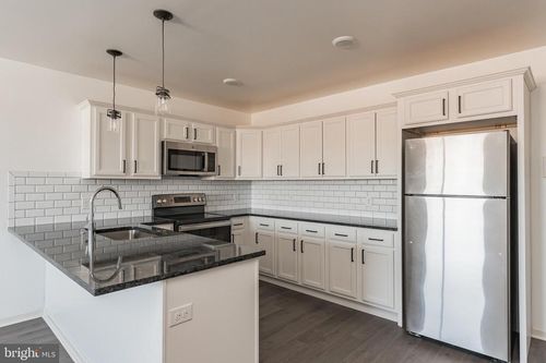 apt-b412-6649 Ridge Ave, PHILADELPHIA, PA, 19128-2531 | Card Image
