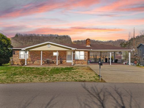 6139 Main St, Thelma, KY, 41260-8614 | Card Image