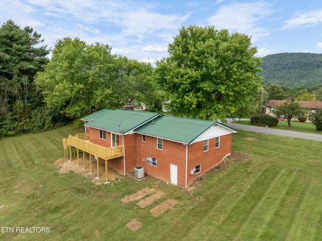 320 Redbird Cir, House other with 3 bedrooms, 2 bathrooms and null parking in Cumberland Gap TN | Image 36