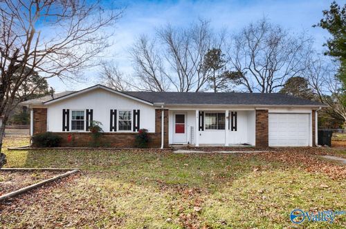 114 Gibbon Dr, Harvest, AL, 35749-9764 | Card Image