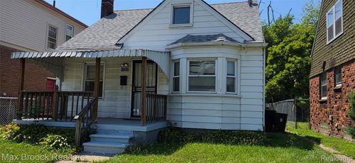 20145 Russell St, Detroit, MI, 48203-1231 | Card Image
