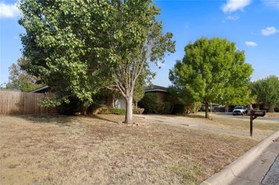 5202 Meadowick Lane, House other with 3 bedrooms, 2 bathrooms and null parking in Abilene TX | Image 3