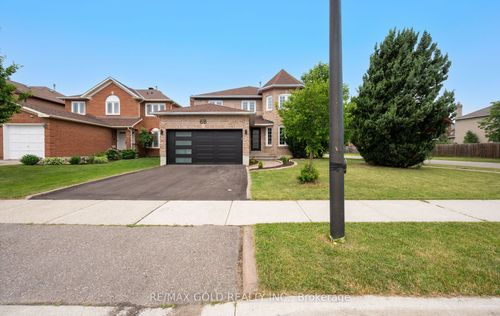 68 Blackwell Pl, Brampton, ON, L6W4L8 | Card Image