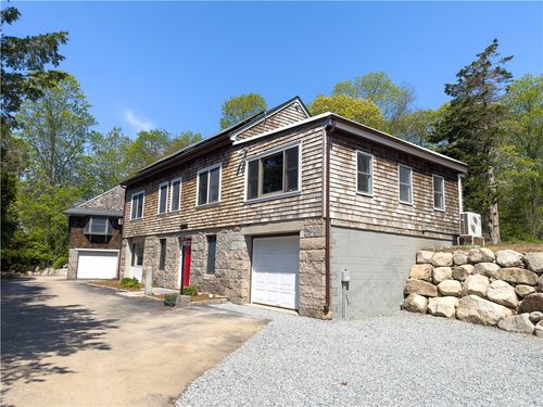 a-2185 Post Road, South Kingstown, RI, 02879 | Card Image