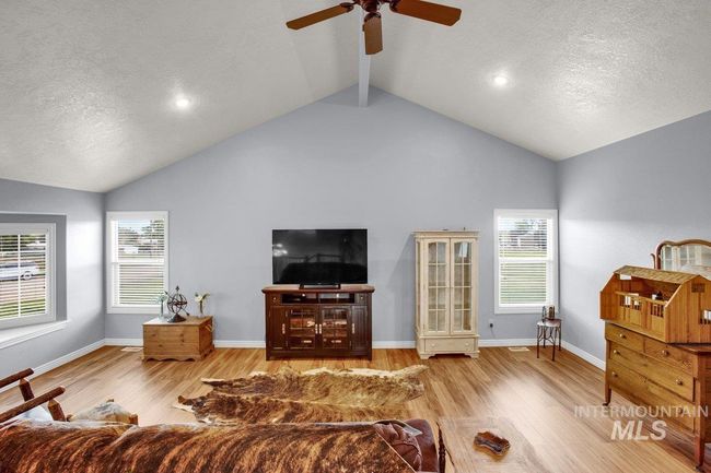 12195 S Hawk Haven Ave, House other with 4 bedrooms, 3 bathrooms and 2 parking in Kuna ID | Image 39