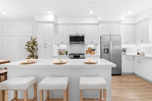 131 Equine Way, Rancho Mission Viejo, CA, 92694-1630 | Card Image