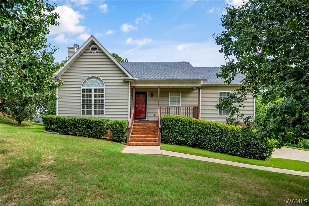 Green Leaf Ln, Bessemer, AL 35022
