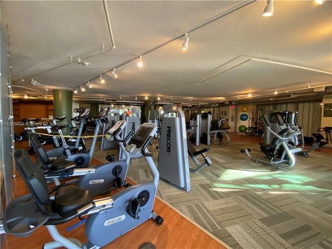 APT-302N - 2641 N Flamingo Rd, Condo with 1 bedrooms, 2 bathrooms and null parking in Sunrise FL | Image 7