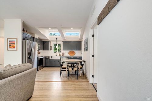 1055 Sundown Trl, Santa Rosa, CA, 95404 | Card Image