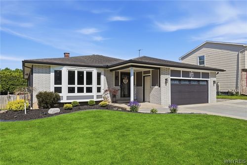 110 Croydon Dr, Depew, NY, 14043-4460 | Card Image