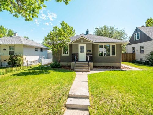 1025 12 St S, Lethbridge, AB, T1K1P9 | Card Image