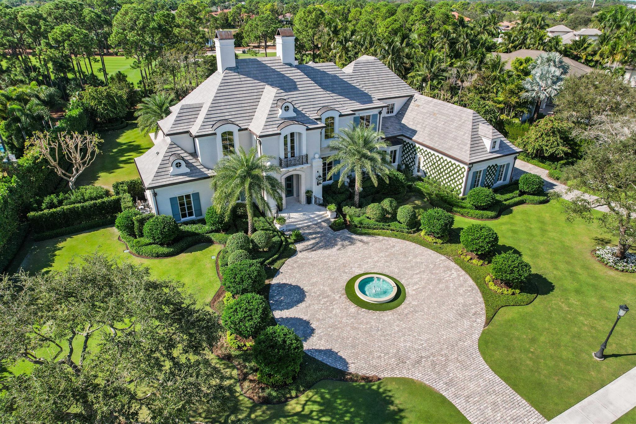 Tillinghast Cir, Palm Bch Gdns, FL 33418