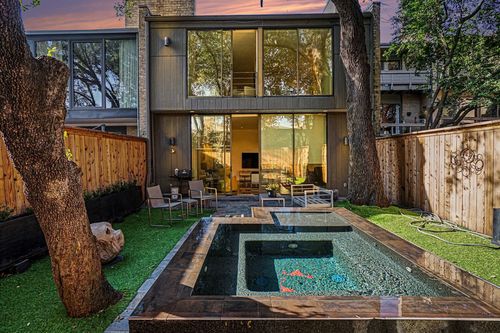 4020 Buena Vista St, Dallas, TX, 75204-7804 | Card Image