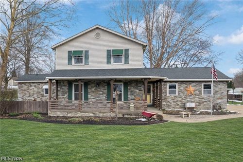5051 Fox Ridge Dr, Green, OH, 44720-1062 | Card Image