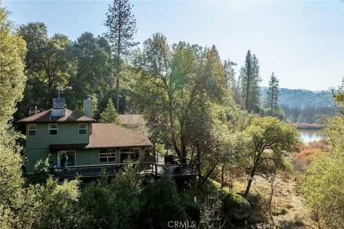 50748 Pineview Ct, Oakhurst, CA, 93644 | Card Image