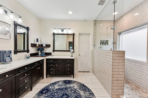 10216 Anahuac Trl, Austin, TX, 78747-2703 | Card Image