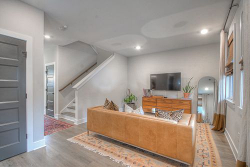 7-801 Cherokee Ave, Nashville, TN, 37207-5261 | Card Image
