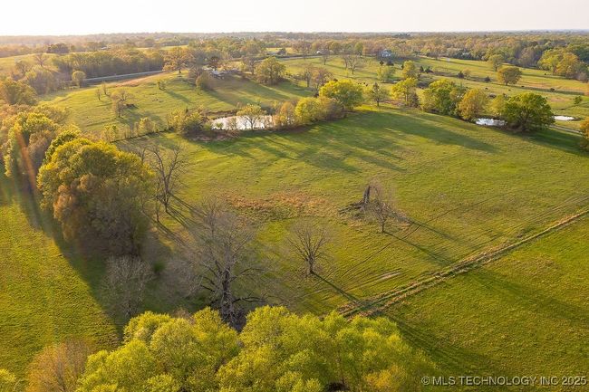 10548 S Highway 109 A, House other with 2 bedrooms, 1 bathrooms and null parking in Lane OK | Image 4