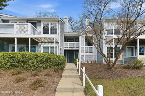 327 Sequoia Ct, Howell, NJ, 07731-3419 | Card Image