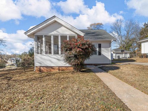 5 Pacific St, Lyman, SC, 29365-1706 | Card Image