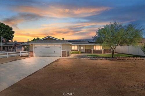 397 8th St, Norco, CA, 92860-1675 | Card Image