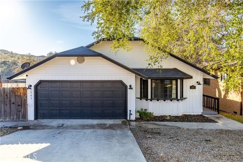 5085 Bluebird Ln, Paso Robles, CA, 93446 | Card Image