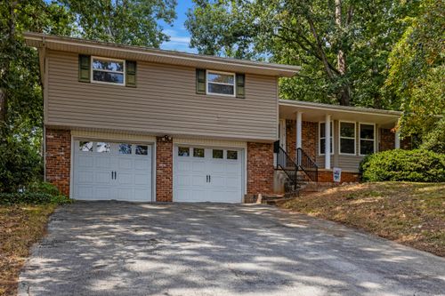919 Carrie Ln, Hixson, TN, 37343-2201 | Card Image