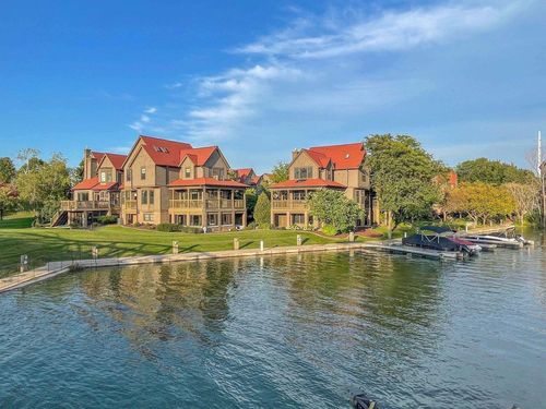 unit-101-200 William Street, DE PERE, WI, 54115 | Card Image