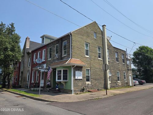 103-101103 N Arch St, Milton, PA, 17847-1213 | Card Image