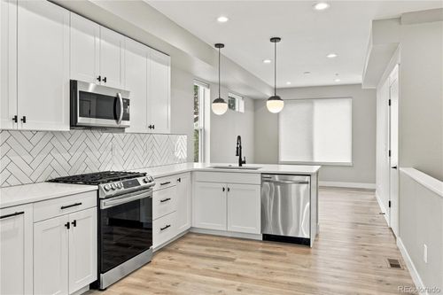 101-4925 W 10th Ave, Denver, CO, 80204-2850 | Card Image