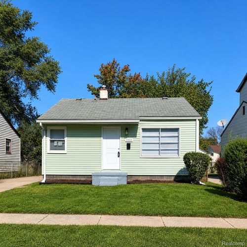 2111 Otis Ave, Warren, MI, 48091-2161 | Card Image