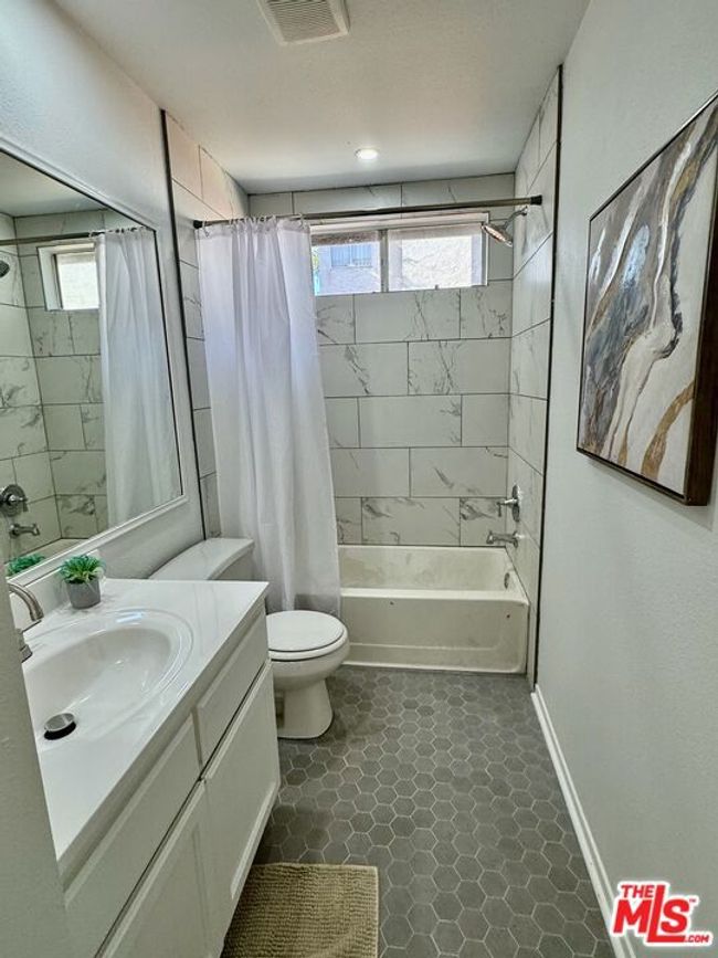 16193 Nippet Ln, House other with 3 bedrooms, 2 bathrooms and 3 parking in Moreno Valley CA | Image 42