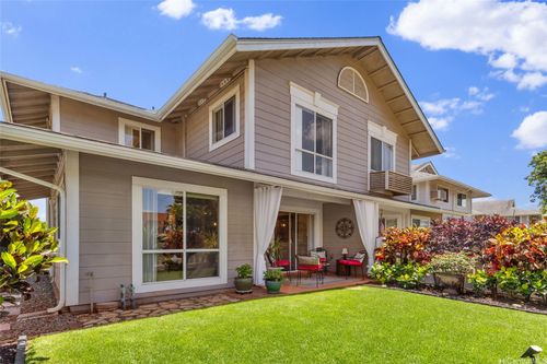 b4-94-642 Lumiauau St, Waipahu, HI, 96797-5605 | Card Image