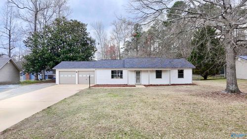 1025 Jones St, Albertville, AL, 35950-1371 | Card Image