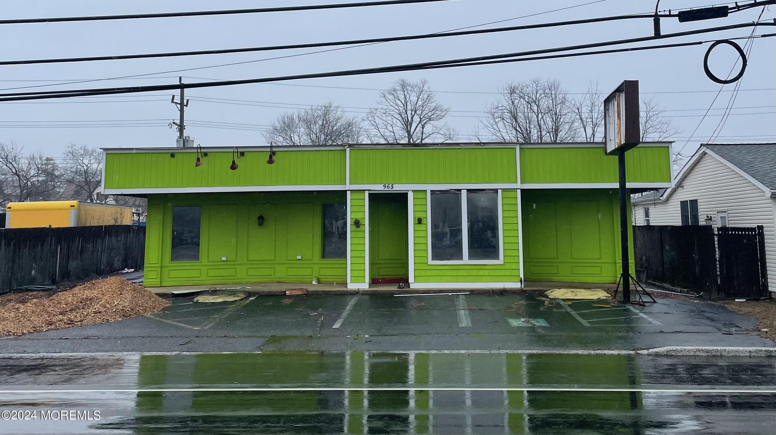 969 State Route 36, Atlantic Highlands, NJ 07716