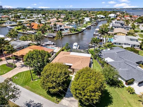 450 Keenan Ave, FORT MYERS, FL, 33919-3120 | Card Image